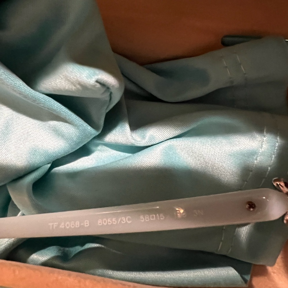 Tiffany sunglasses, great condition. Comes with hard and soft cases - Picture 5 of 5